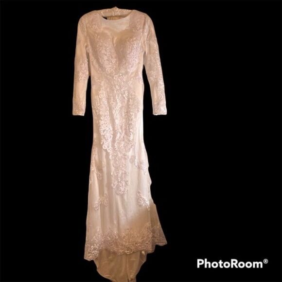 Bridess Dress | 2 - Picture 1 of 7